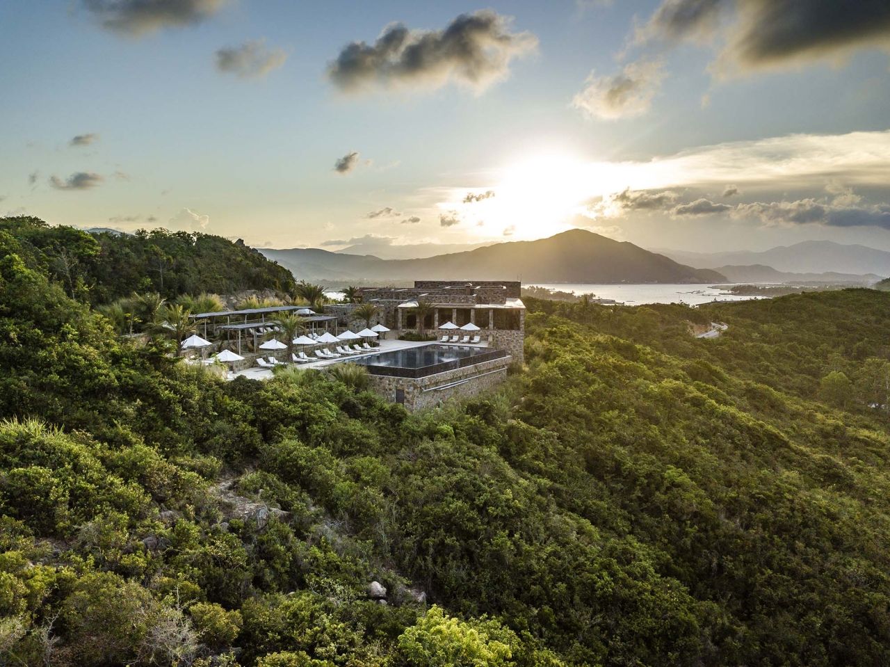 Relaxing Spaces with Ideal Ambiance in November 2023 1 1. Zannier Hotels Bai San Ho Resort 11 ©️ Frederik Wissink for Zannier Hotels dia diem
