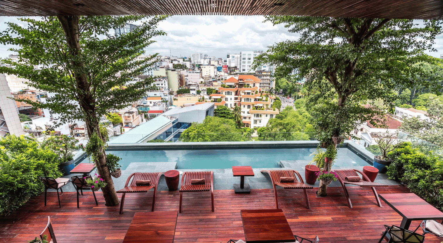 Rooftop Outdoor Jacuzzi