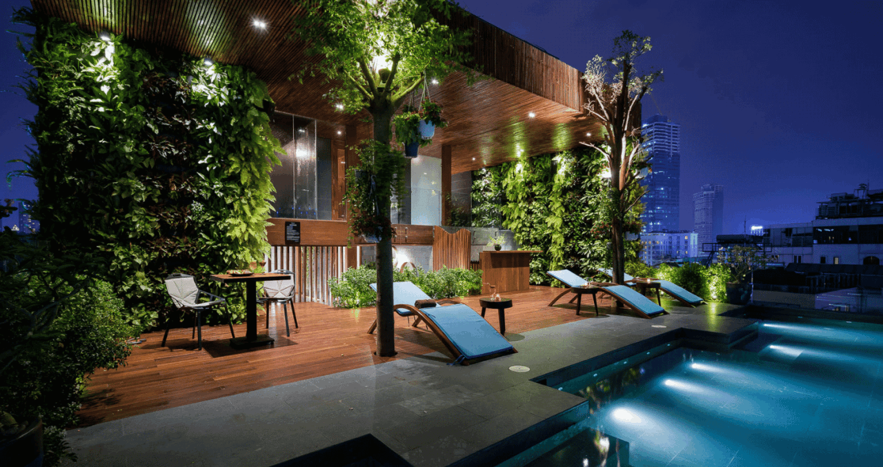 Yen Rooftop Bar