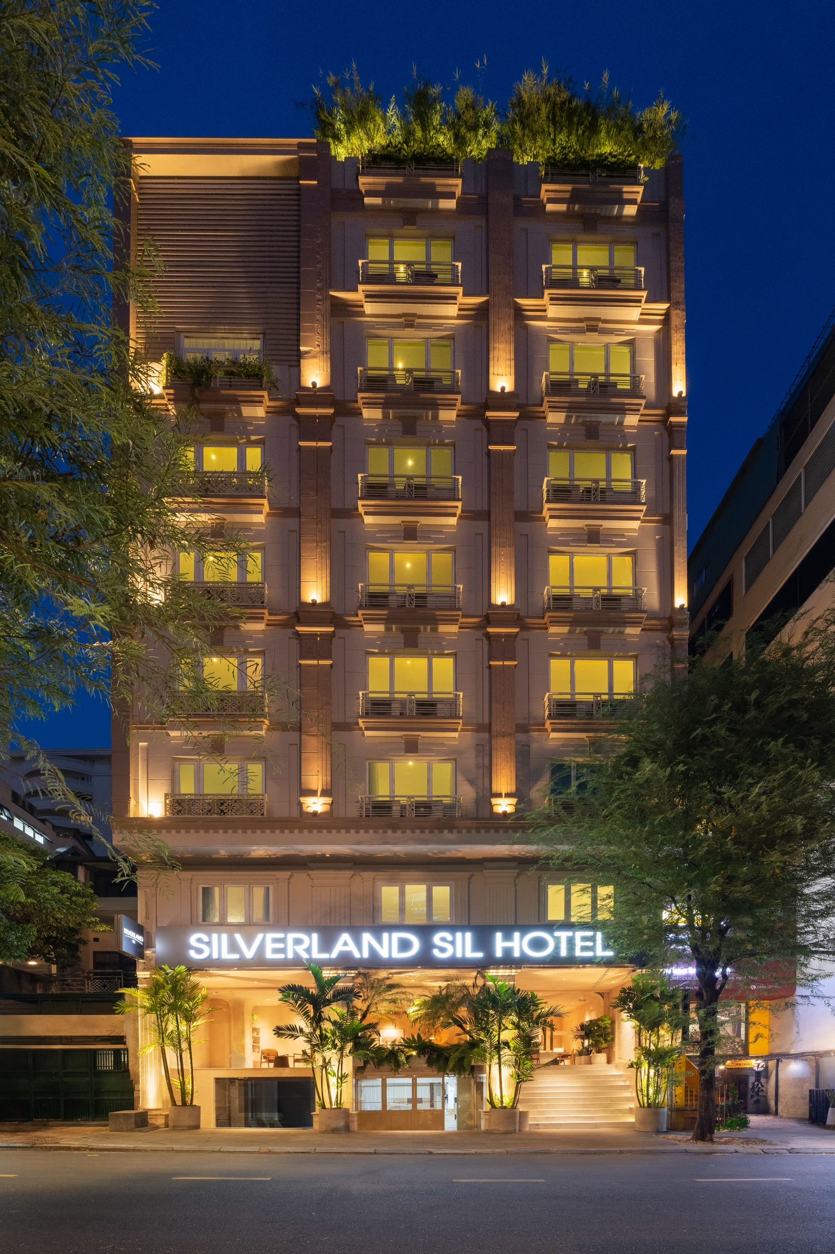 Silverland Sil Hotel