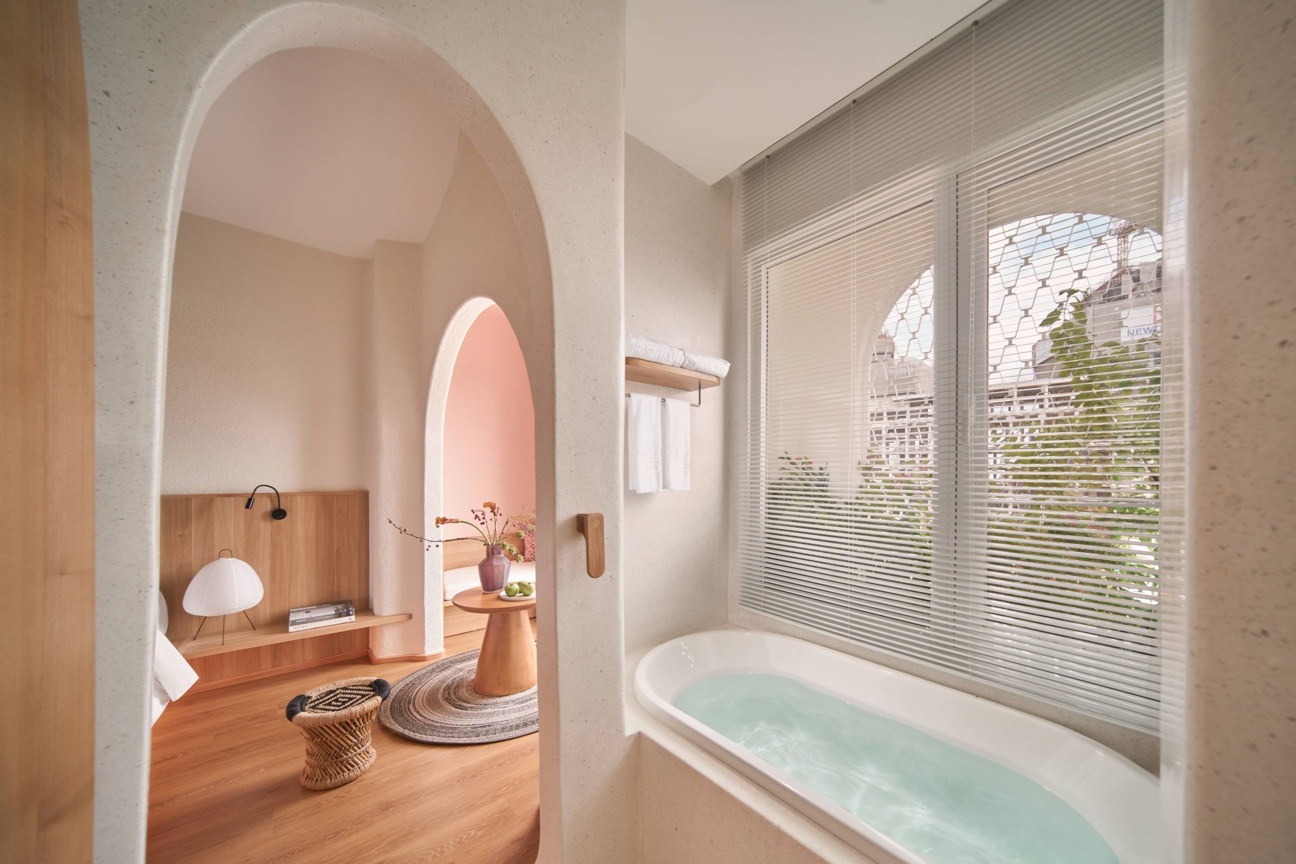 4-star Hotel: Standards, Requirements & Benefits (2025 Guide)