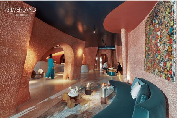 Asia Bulletin: Silverland Ben Thanh Hotel Celebrates The 2024 Continental Luxury Destination Award 1 The rooms upgraded offer comfortable resting space Cozy wooden furniture