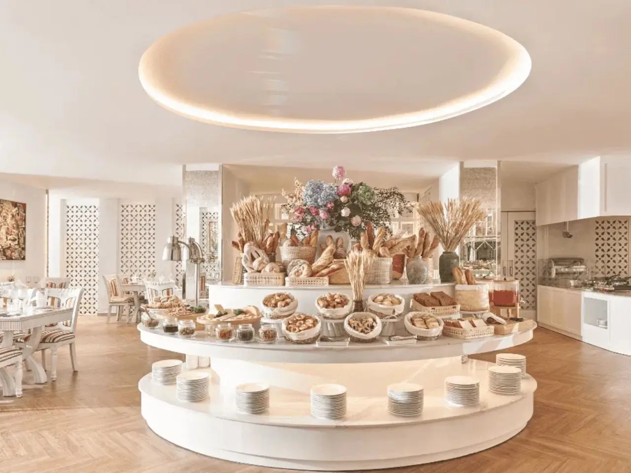 Luxury Hotels In District 1 Exclusive Amenities