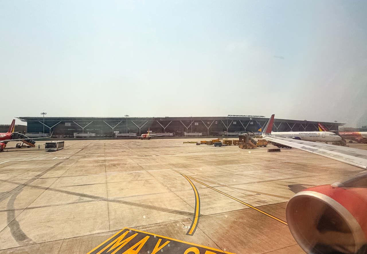 Tan Son Nhat Airport HD 1