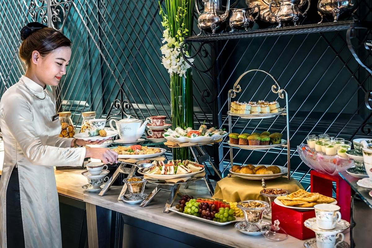Afternoon Tea in Saigon: Silverland Jolie Hotel