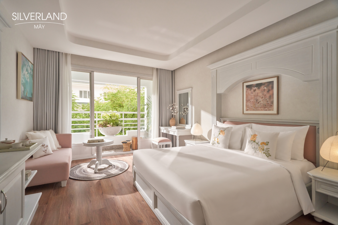 BOUGAINVILLAEA SIGNATURE best room at silverland may hotel 1