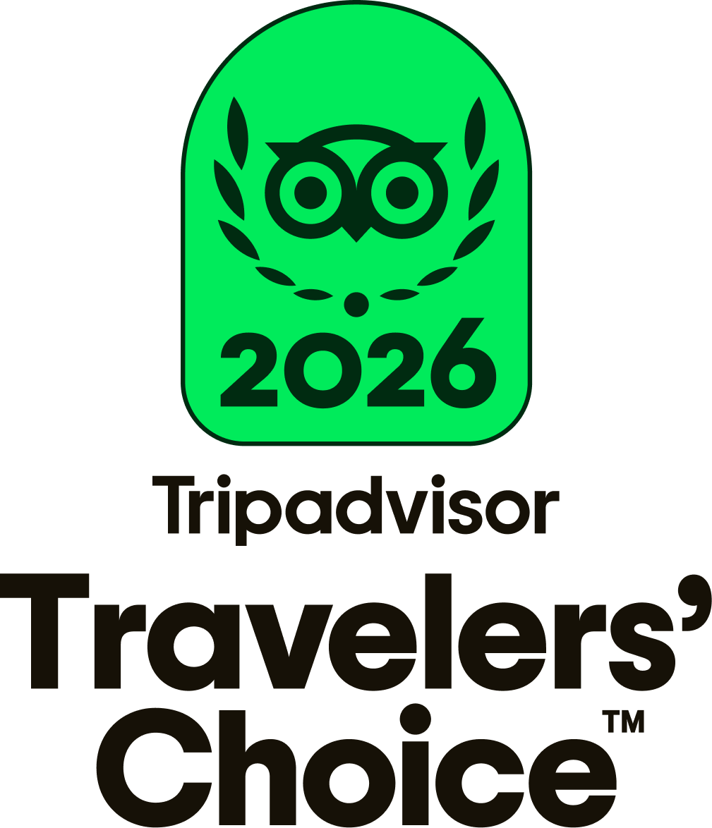 Tripadvisor TC Badge + Travelers’ Choice Center Aligned Black - L